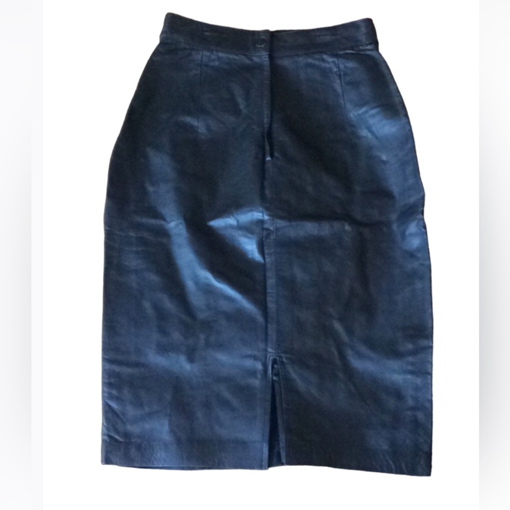 Vintage black leather skirt by Elizabeth